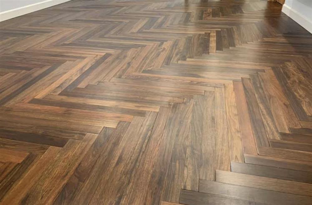 Sàn gỗ tự nhiên